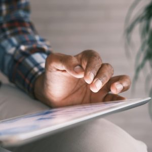 Consentement en matière de droit à l’image : possibilité d’un accord tacite